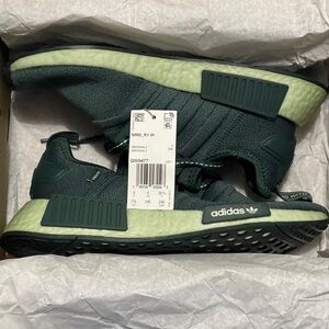 Adidas Women's NMD_R1 'Linen Green'